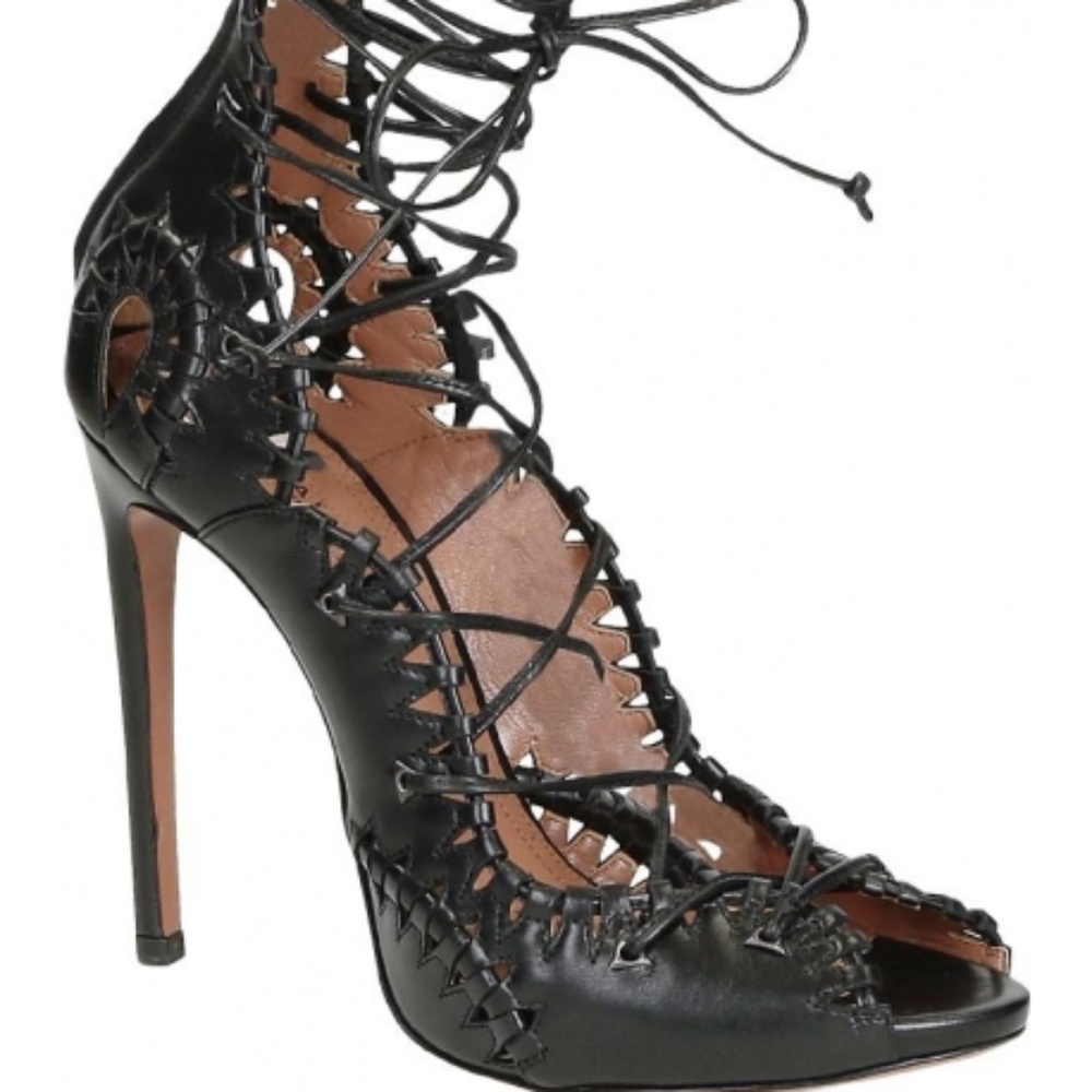 SUPER RARE ALAÏA Woven cut-out lace up sandals